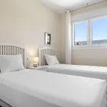 Vivi Homes - Indigo - Pool - Gym - Terrace エステポナ