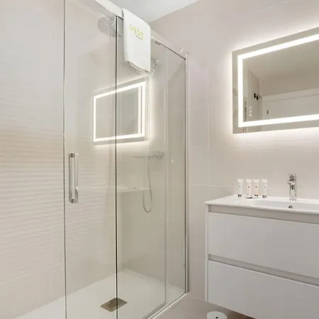 Apartmán Vivi Homes - Indigo - Pool - Gym - Terrace *