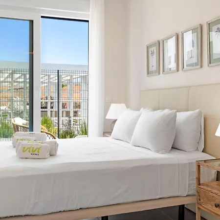 Vivi Homes - Indigo - Pool - Gym - Terrace Apartmán